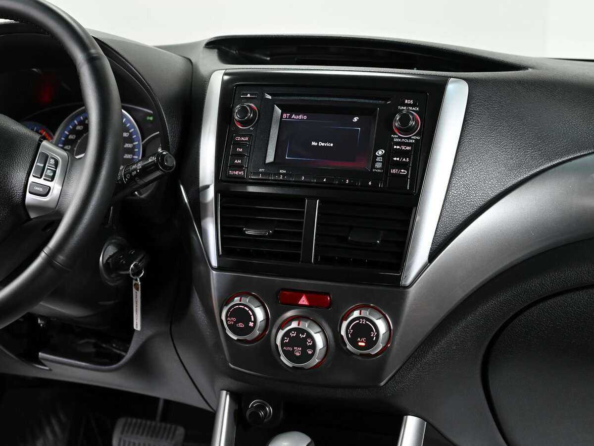Subaru Forester с пробегом — 2012 год. Фото: #12