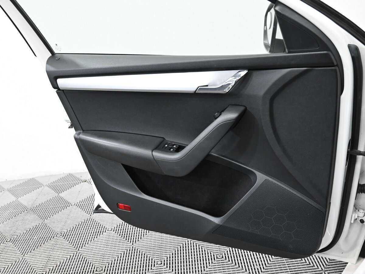 Skoda Octavia с пробегом — 2017 год. Фото: #5