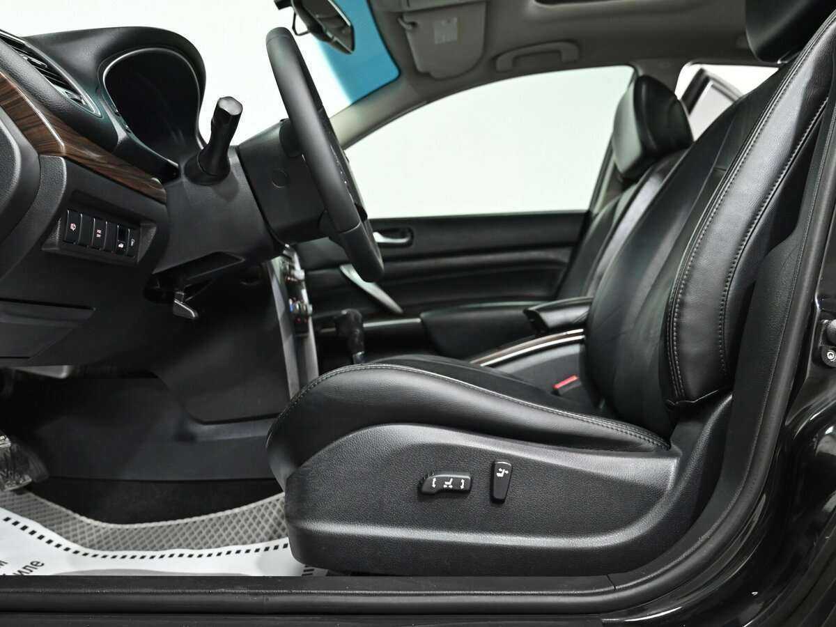 Nissan Teana с пробегом — 2013 год. Фото: #9