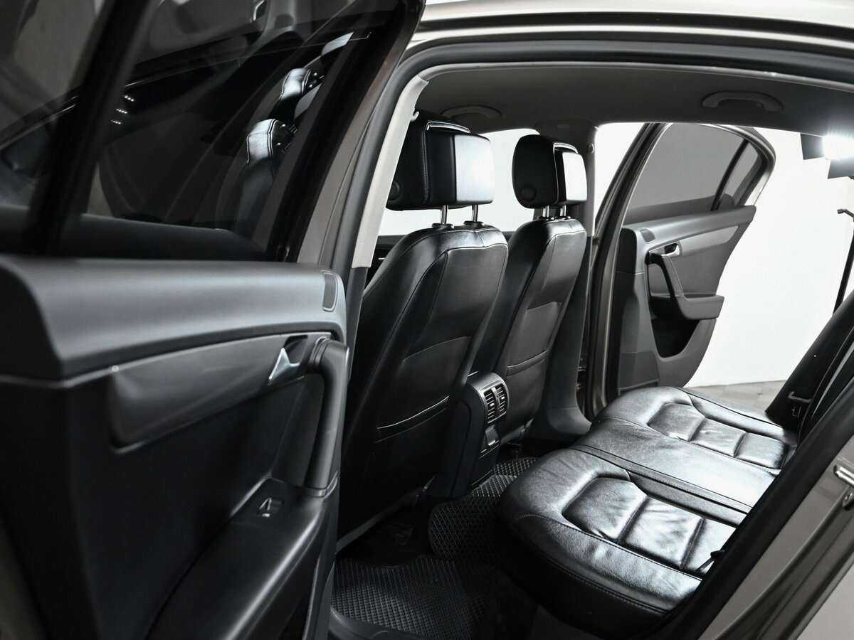 Volkswagen Passat с пробегом — 2014 год. Фото: #5
