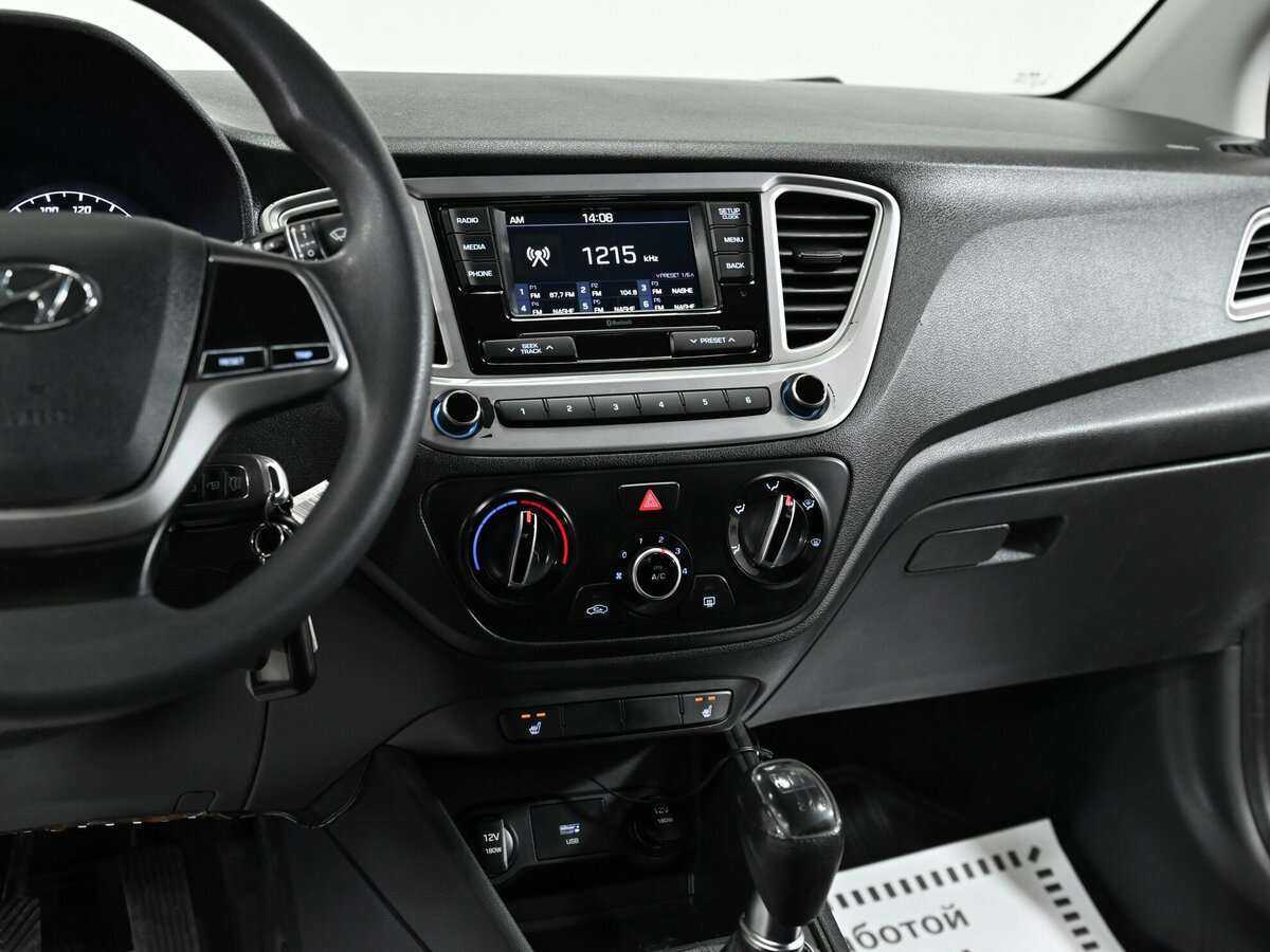 Hyundai Solaris с пробегом — 2020 год. Фото: #6