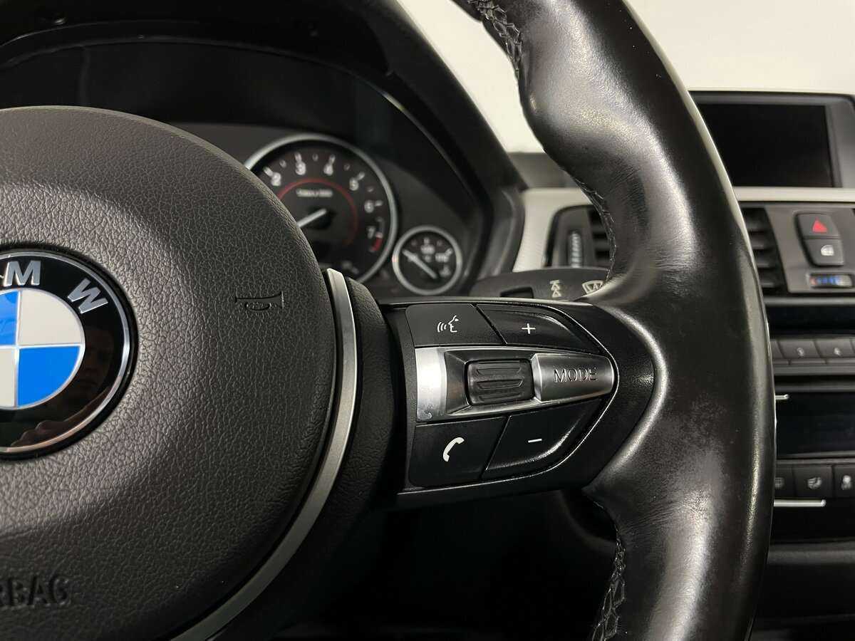 BMW 3 серии с пробегом — 2016 год. Фото: #16