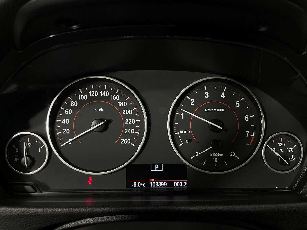 BMW 3 серии с пробегом — 2016 год. Фото: #17