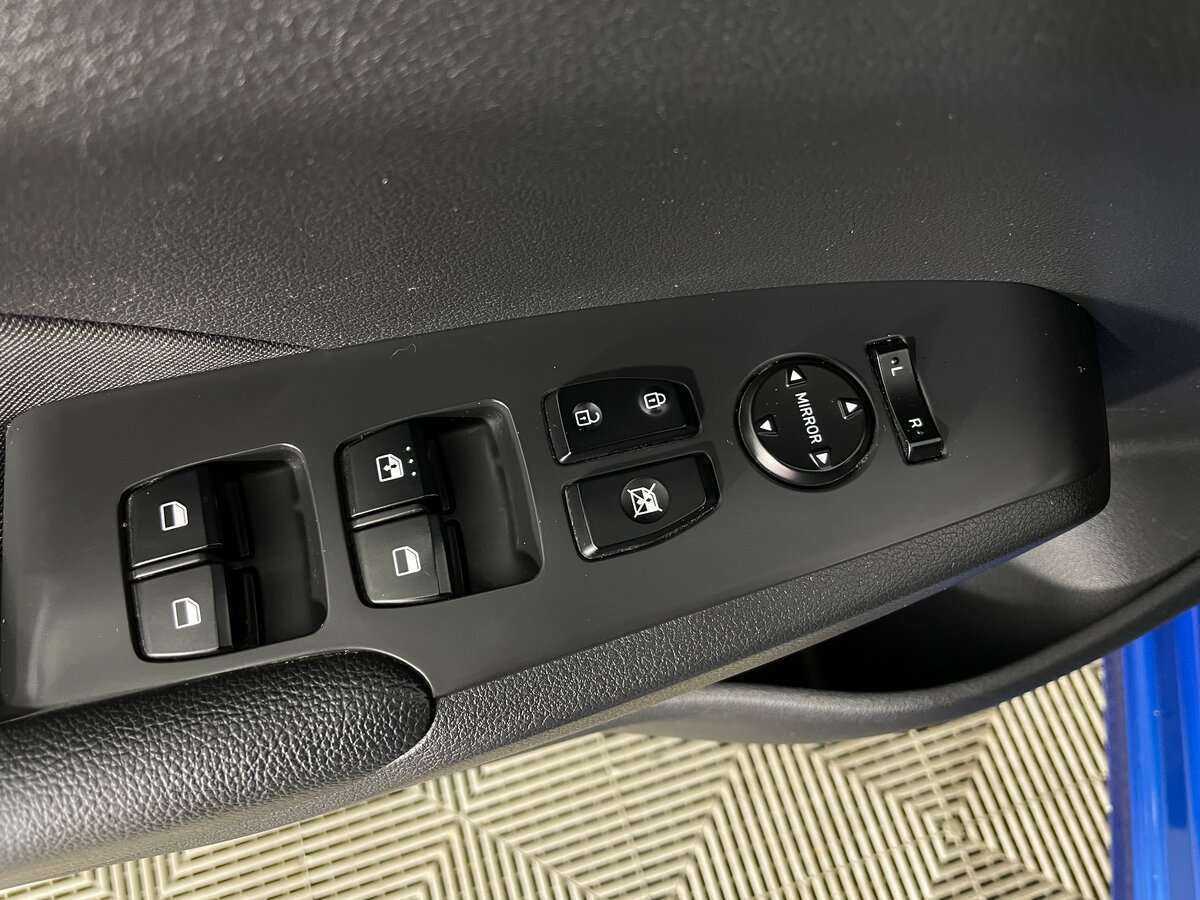 Hyundai Solaris с пробегом — 2017 год. Фото: #17