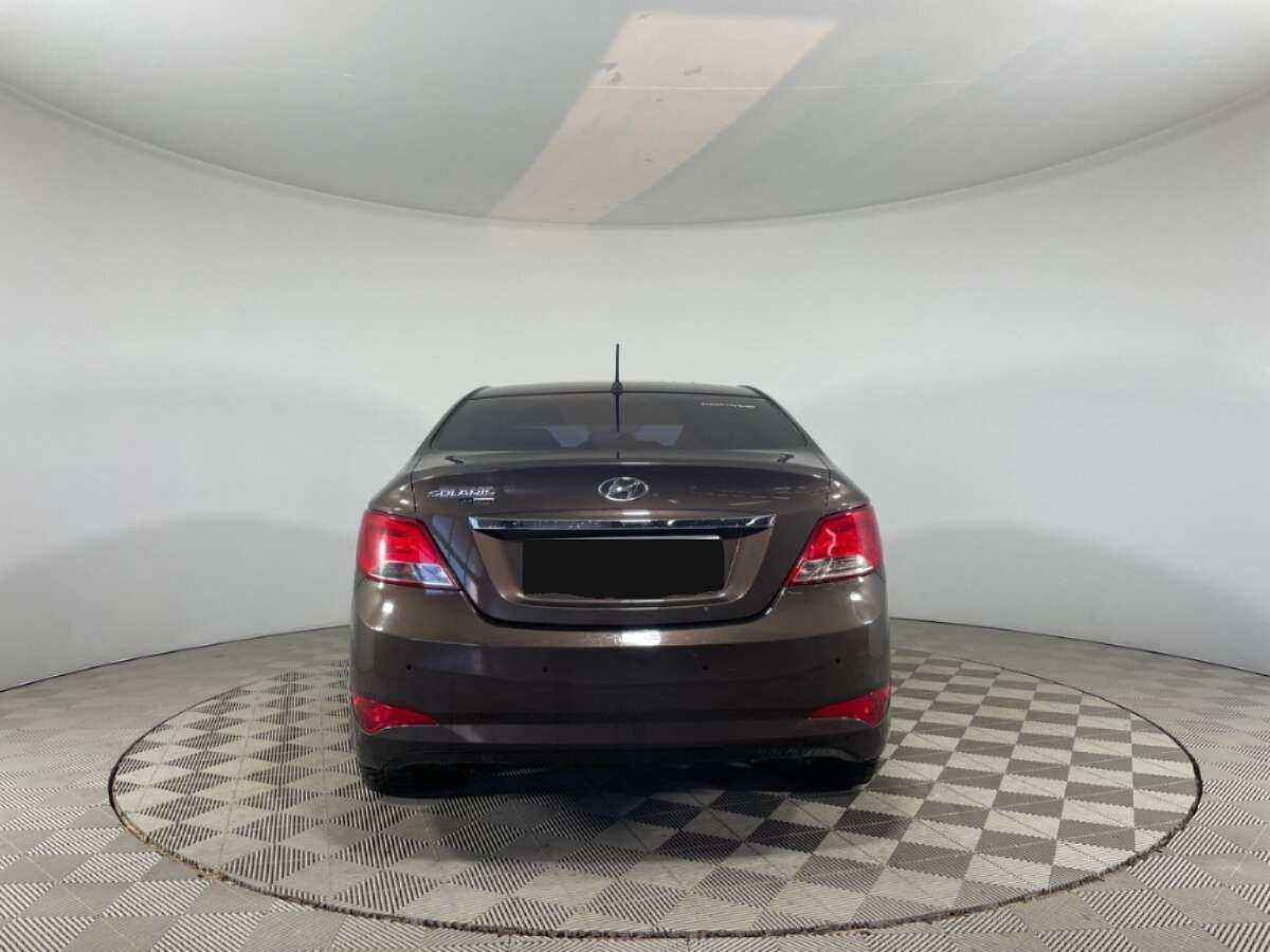 Hyundai Solaris с пробегом — 2016 год. Фото: #4