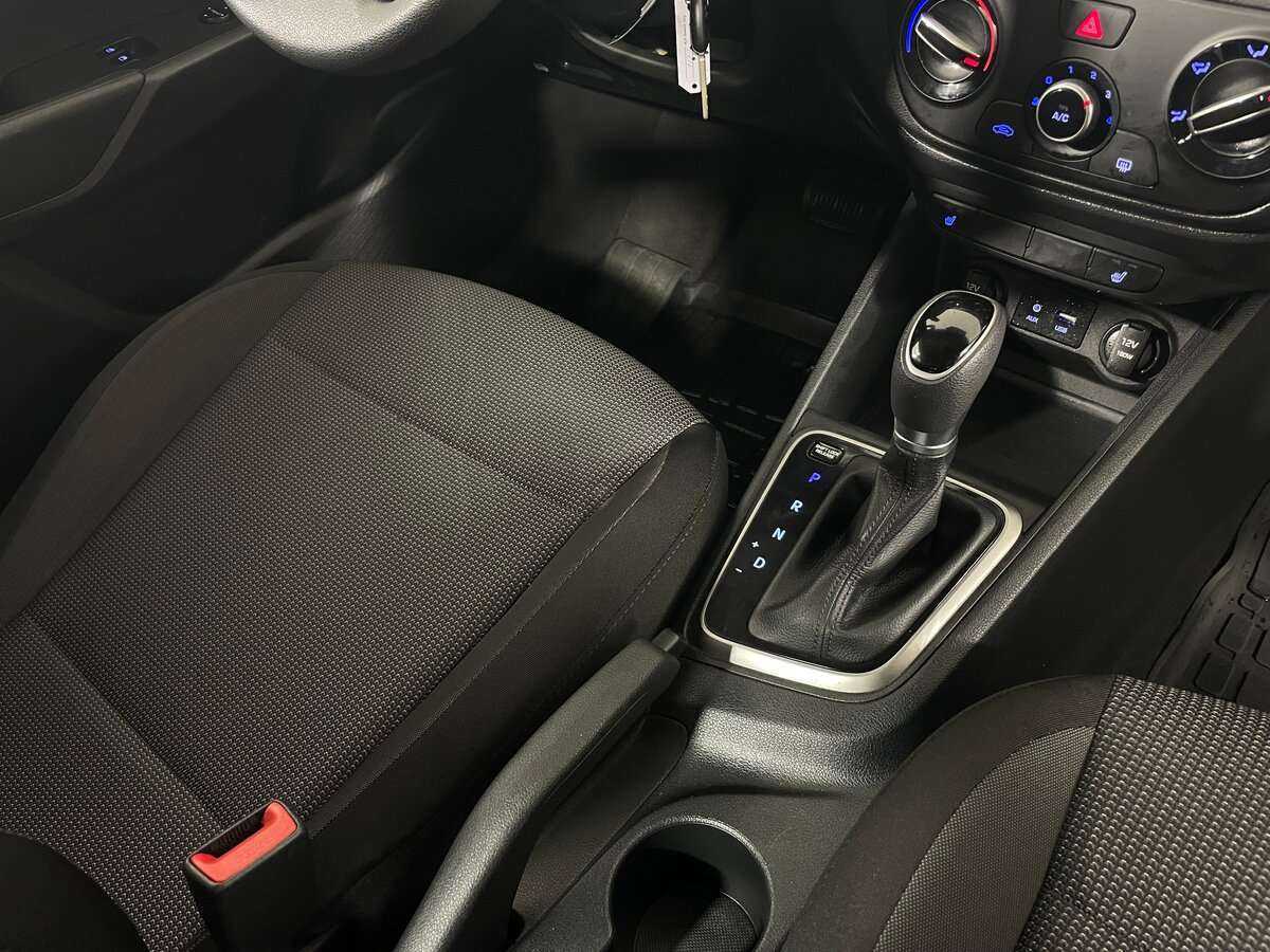 Hyundai Solaris с пробегом — 2017 год. Фото: #15