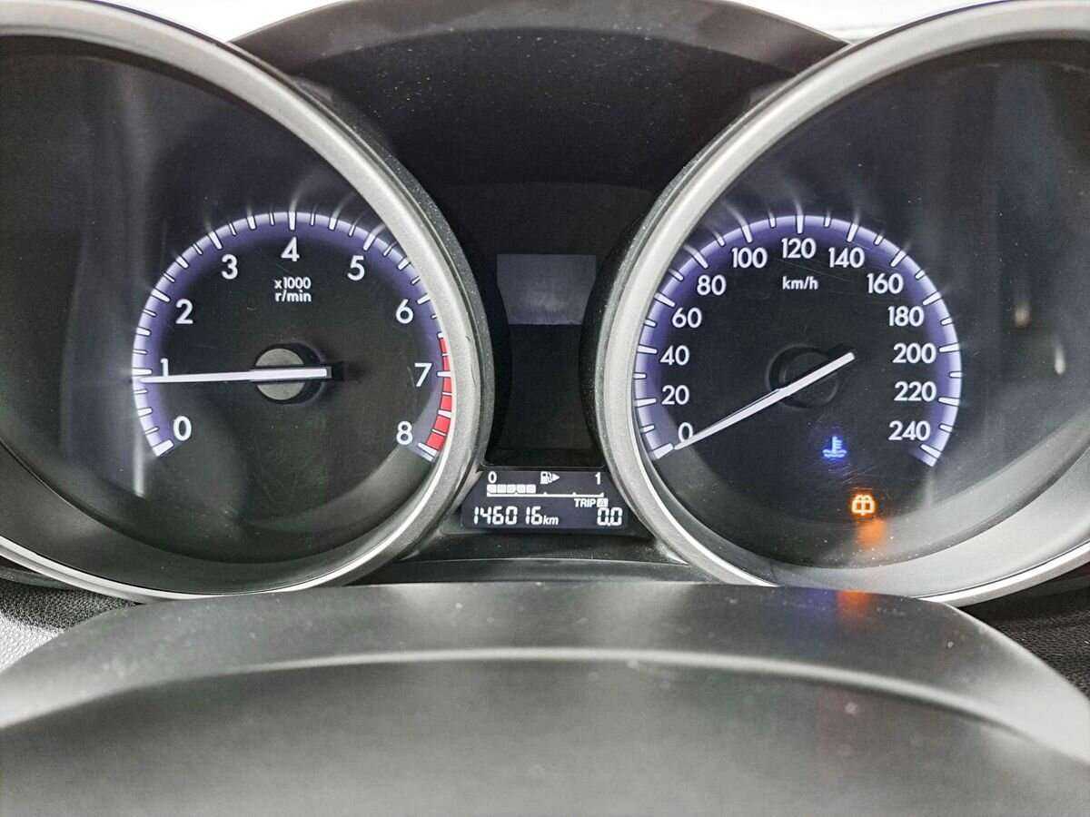 Mazda 3 с пробегом — 2013 год. Фото: #12