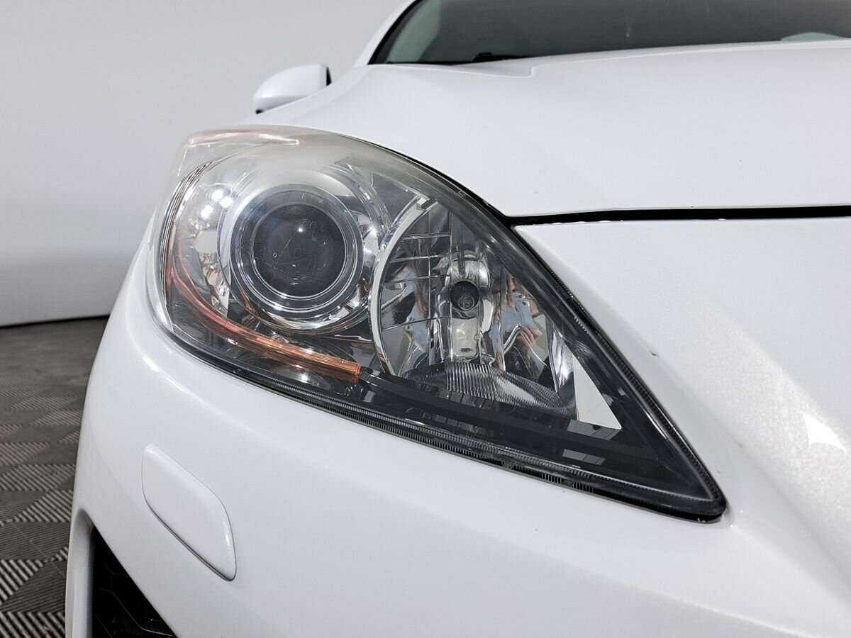 Mazda 3 с пробегом — 2013 год. Фото: #16