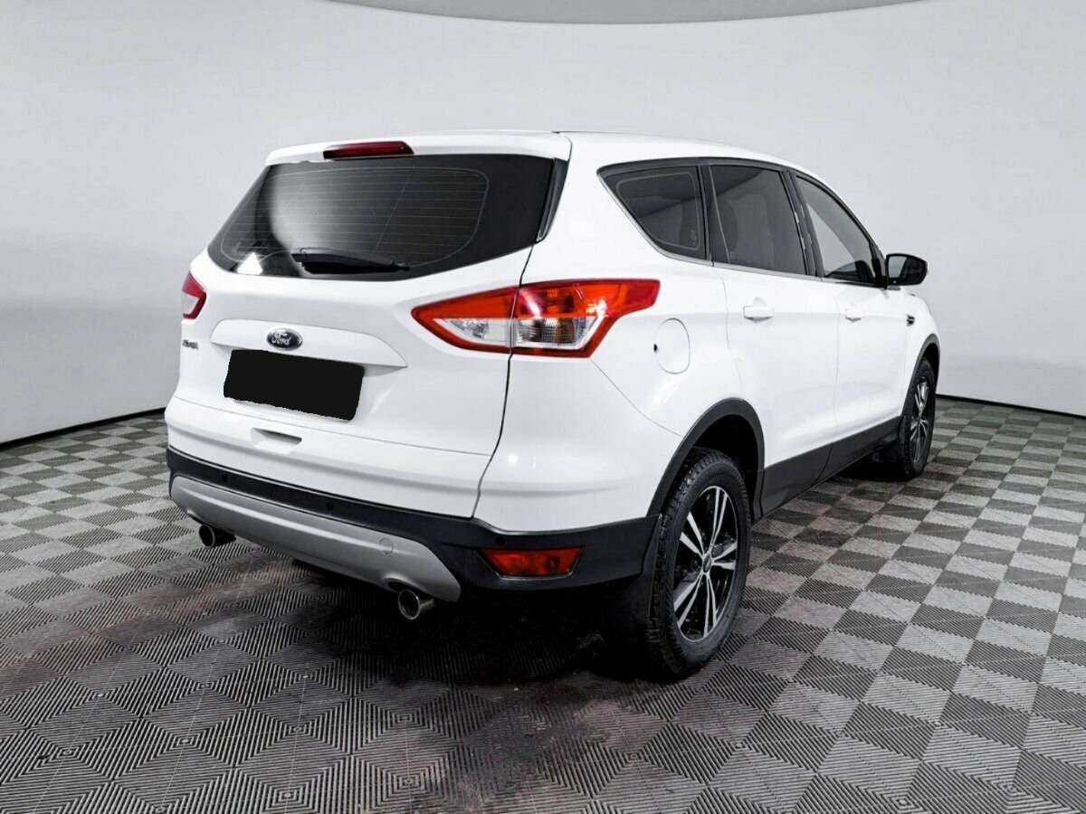 Ford Kuga с пробегом — 2016 год. Фото: #4