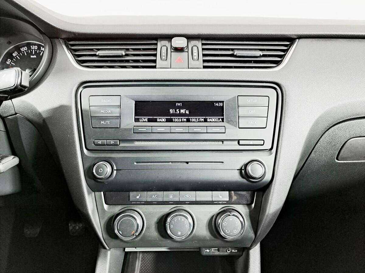 Skoda Octavia с пробегом — 2014 год. Фото: #11