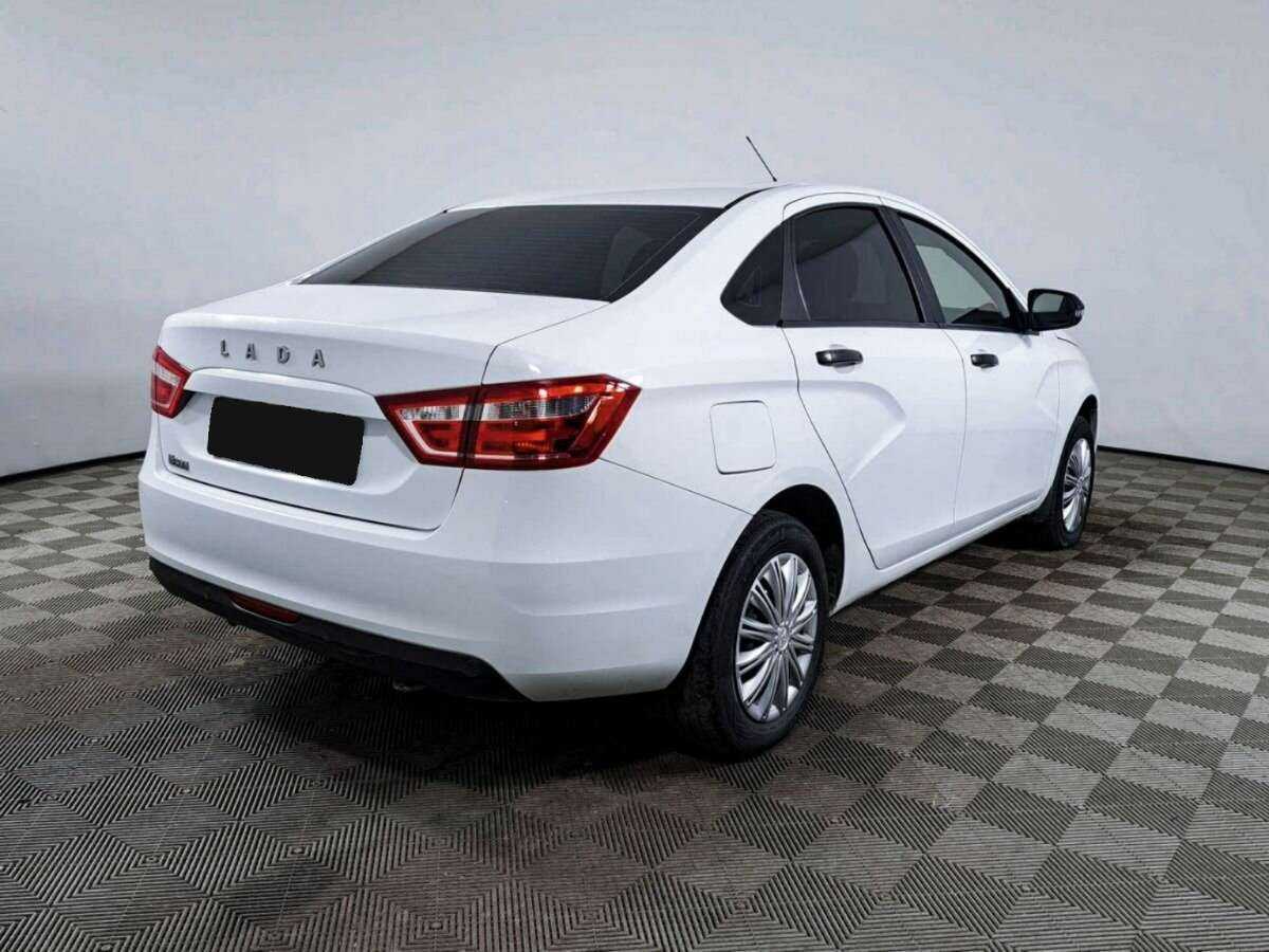 Lada (ВАЗ) Vesta с пробегом — 2020 год. Фото: #3