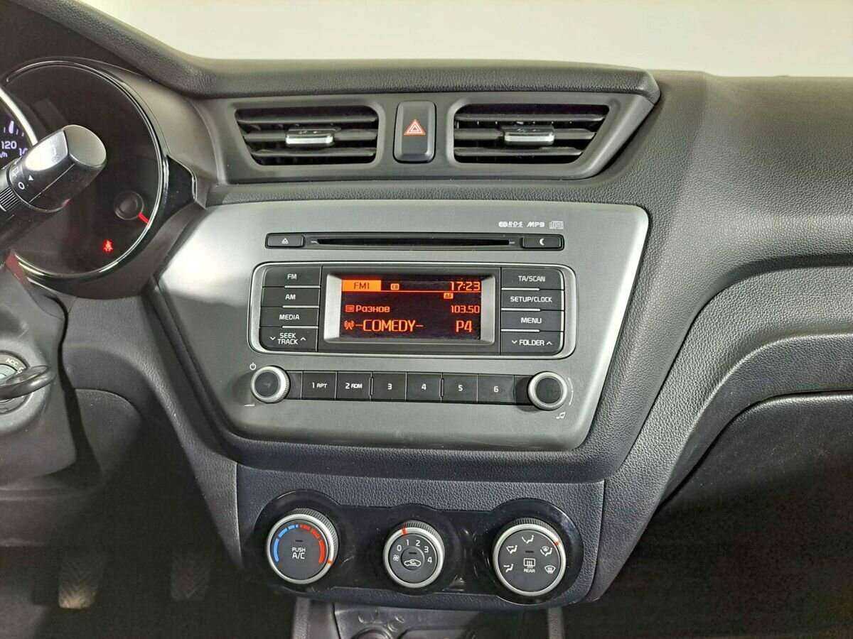 Kia Rio с пробегом — 2016 год. Фото: #14