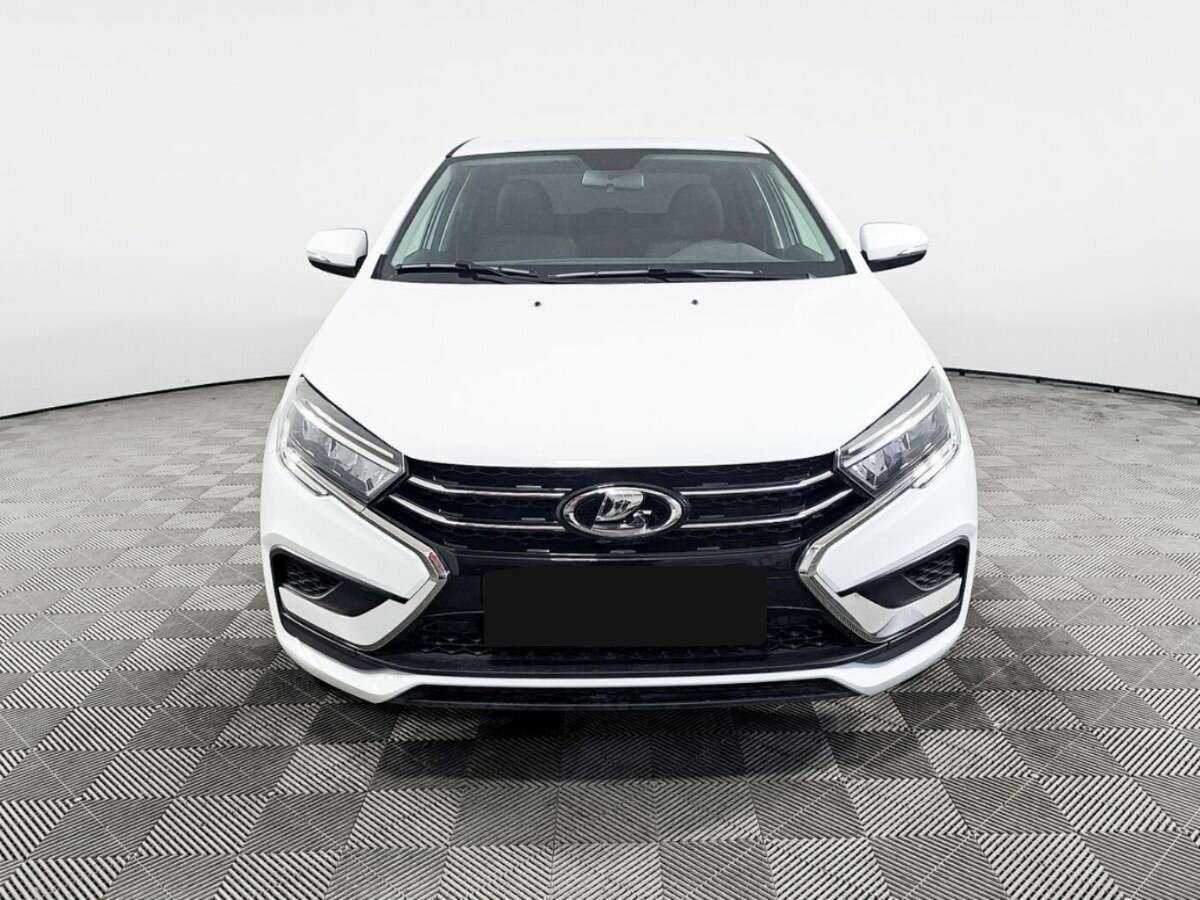 Lada (ВАЗ) Vesta с пробегом — 2023 год. Фото: #1