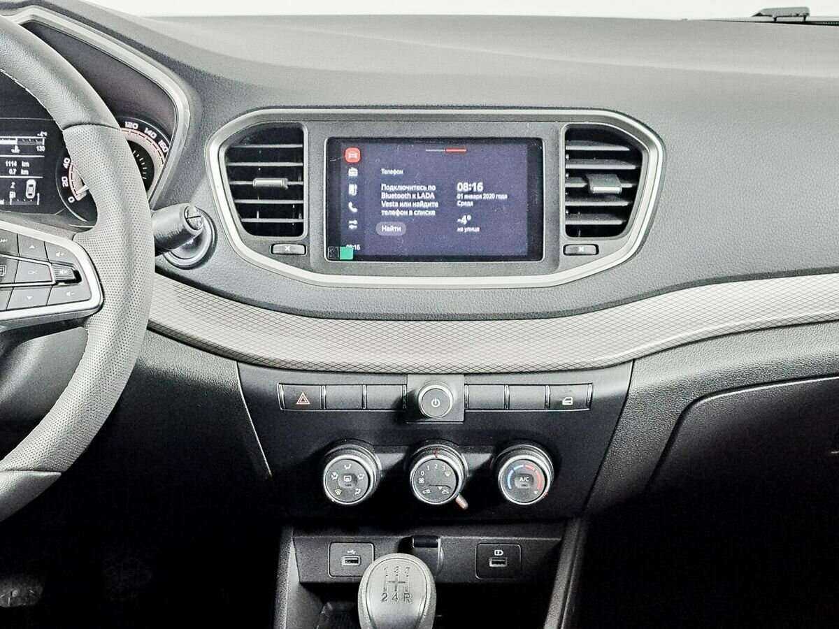 Lada (ВАЗ) Vesta с пробегом — 2023 год. Фото: #10