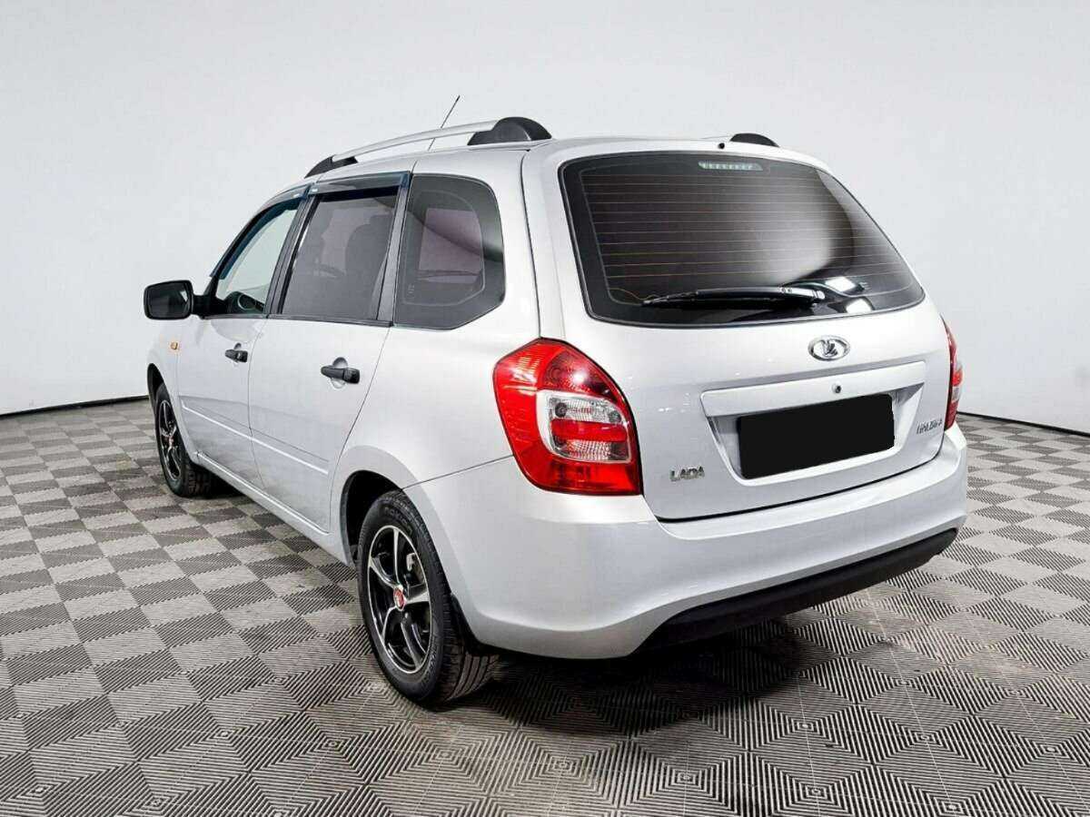 Lada (ВАЗ) Kalina с пробегом — 2016 год. Фото: #5