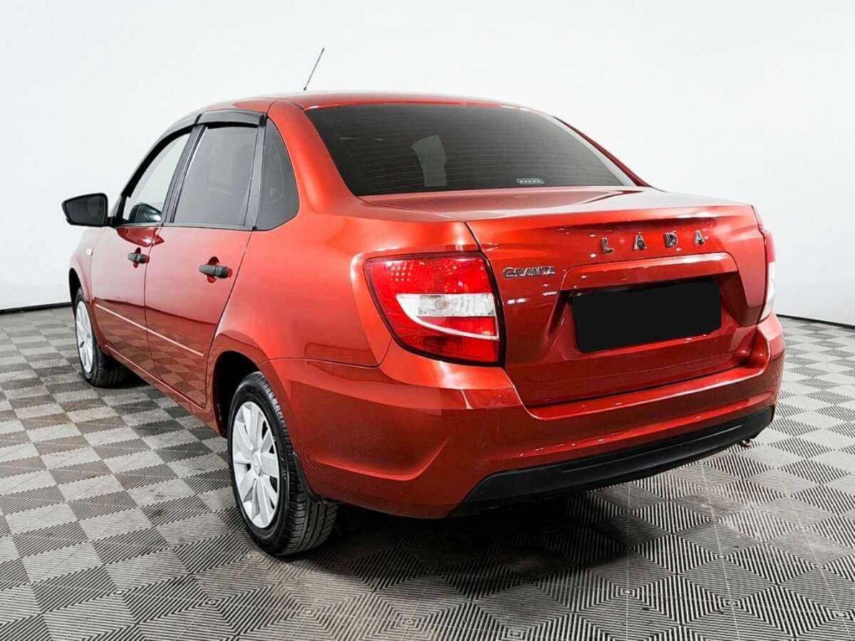 Lada (ВАЗ) Granta с пробегом — 2019 год. Фото: #4