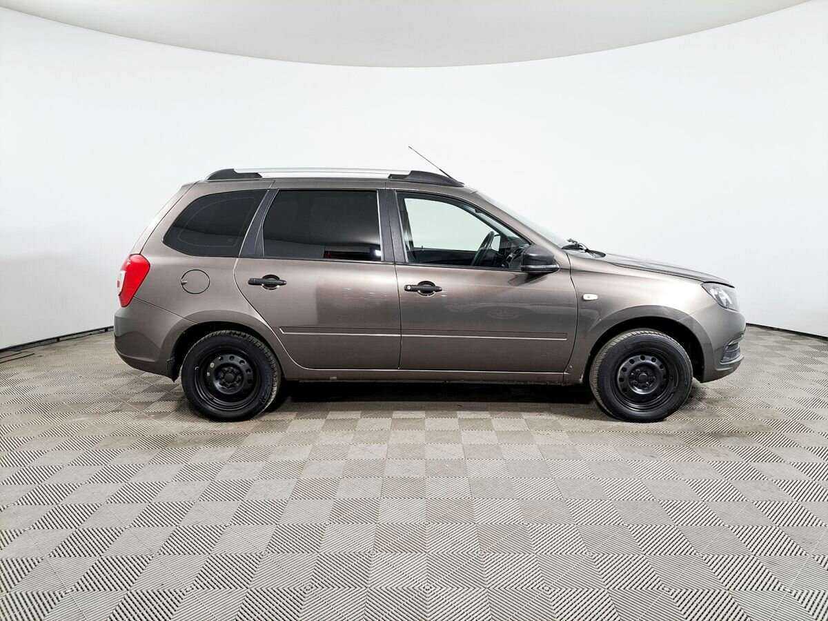 Lada (ВАЗ) Granta с пробегом — 2019 год. Фото: #3