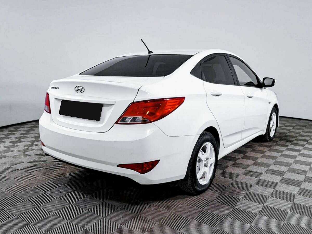 Hyundai Solaris с пробегом — 2016 год. Фото: #3