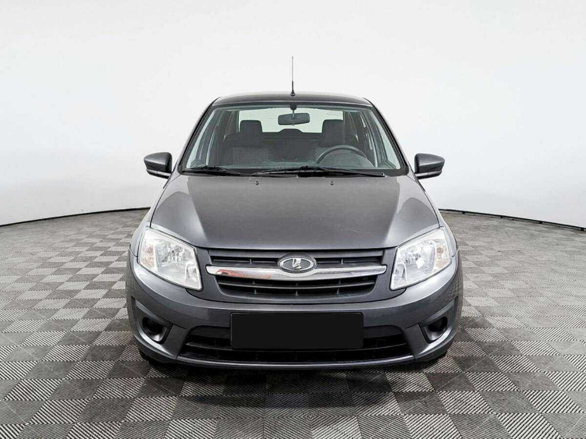 Lada (ВАЗ) Granta с пробегом — 2017 год. Фото: #1