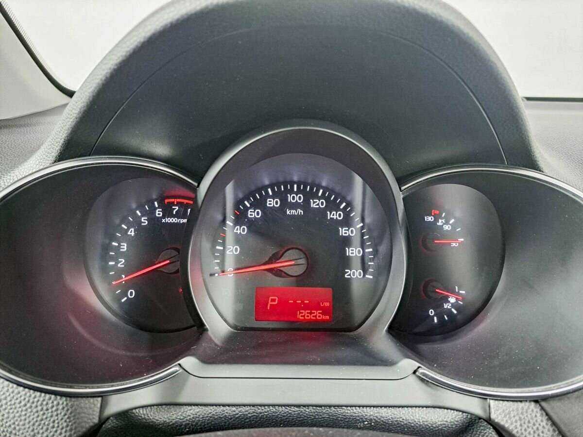 Kia Picanto с пробегом — 2016 год. Фото: #10