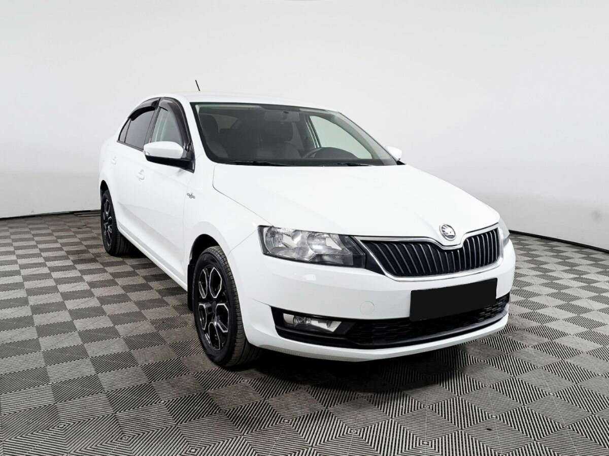 Skoda Rapid с пробегом — 2019 год. Фото: #2