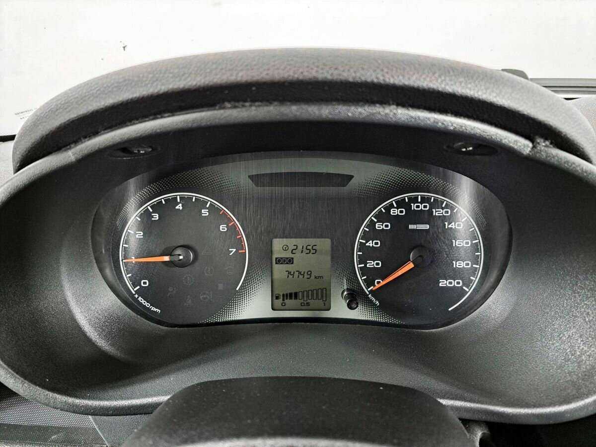 Lada (ВАЗ) Granta с пробегом — 2017 год. Фото: #8