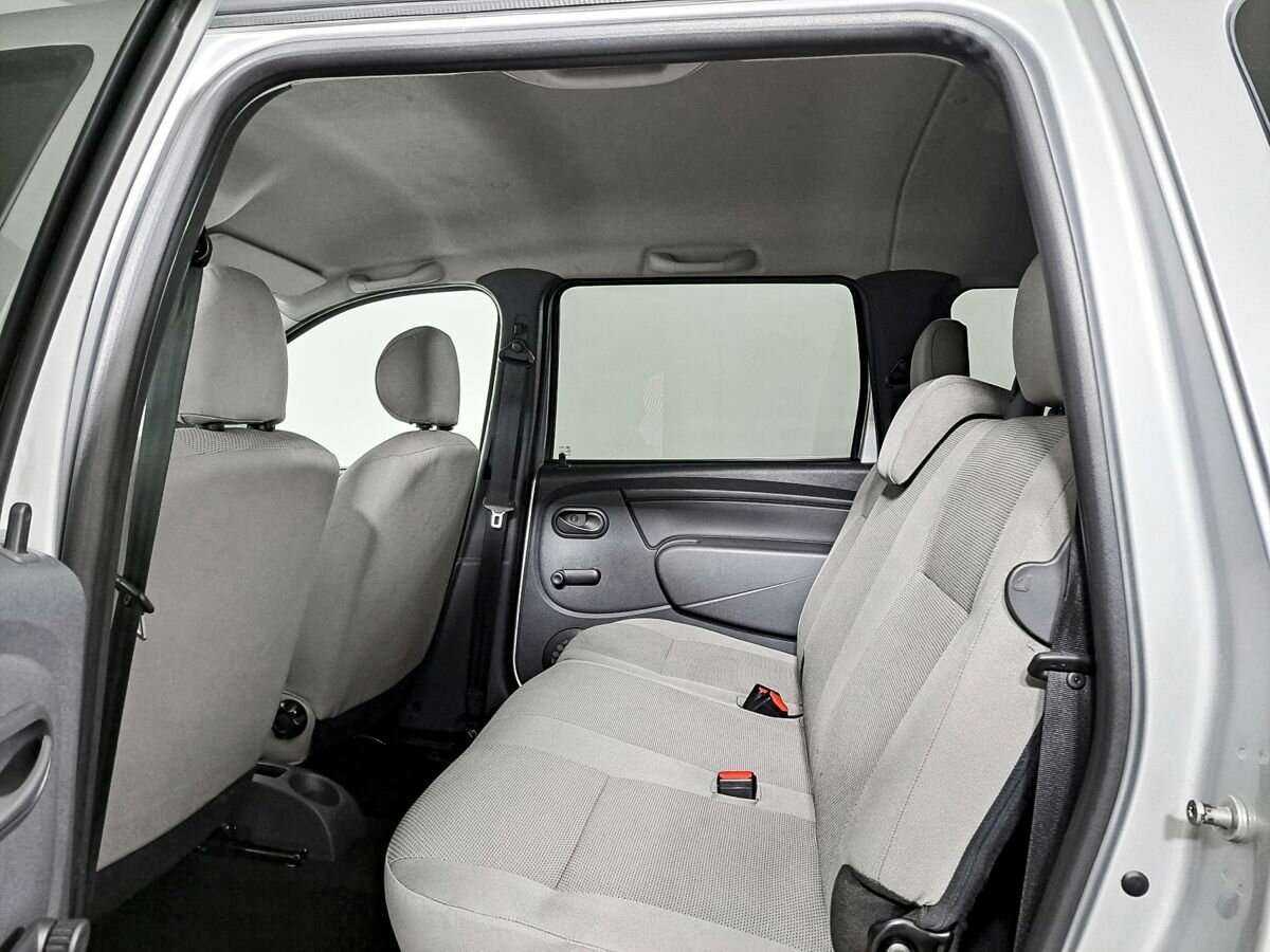 Lada (ВАЗ) Largus с пробегом — 2019 год. Фото: #9