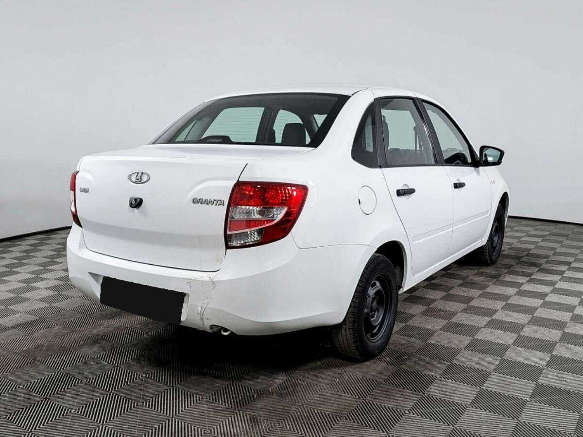 Lada (ВАЗ) Granta с пробегом — 2017 год. Фото: #4