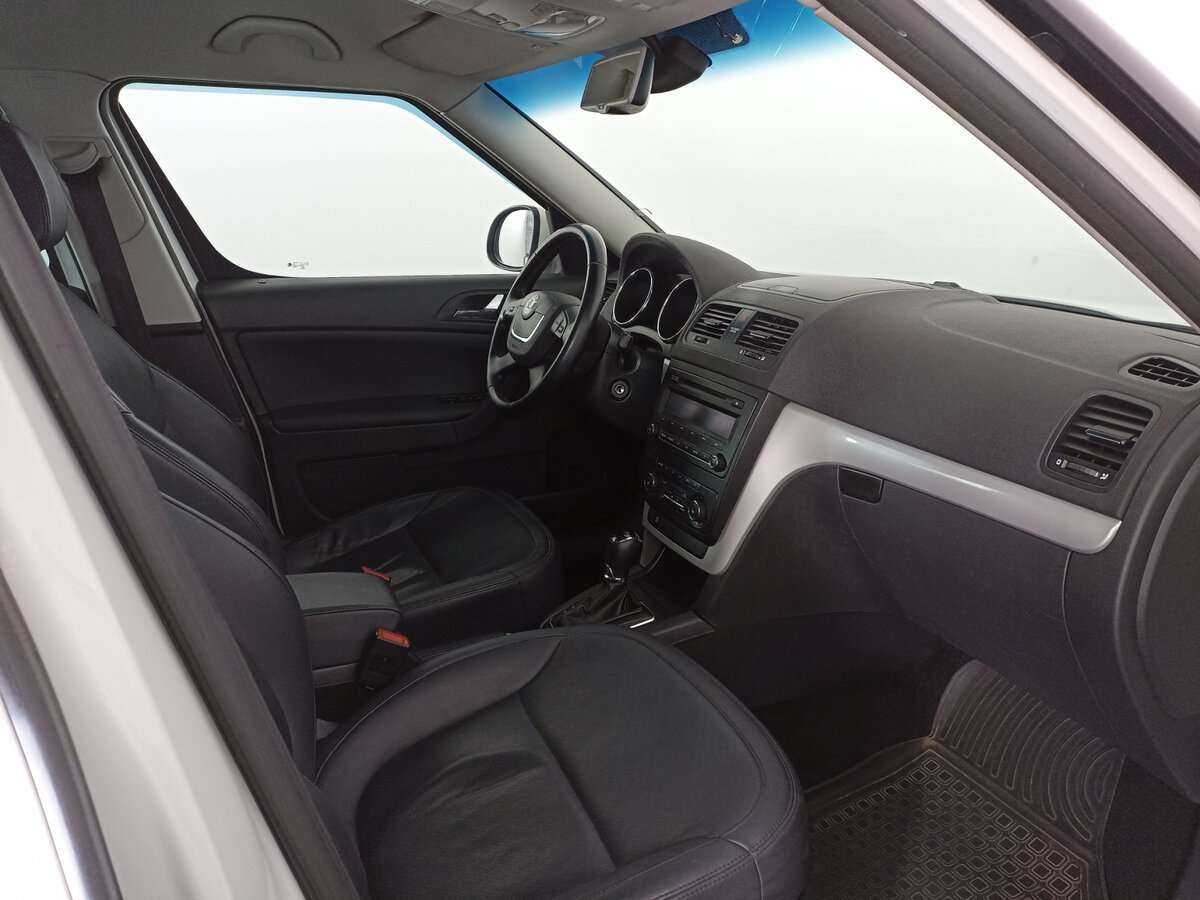 Skoda Yeti с пробегом — 2013 год. Фото: #8