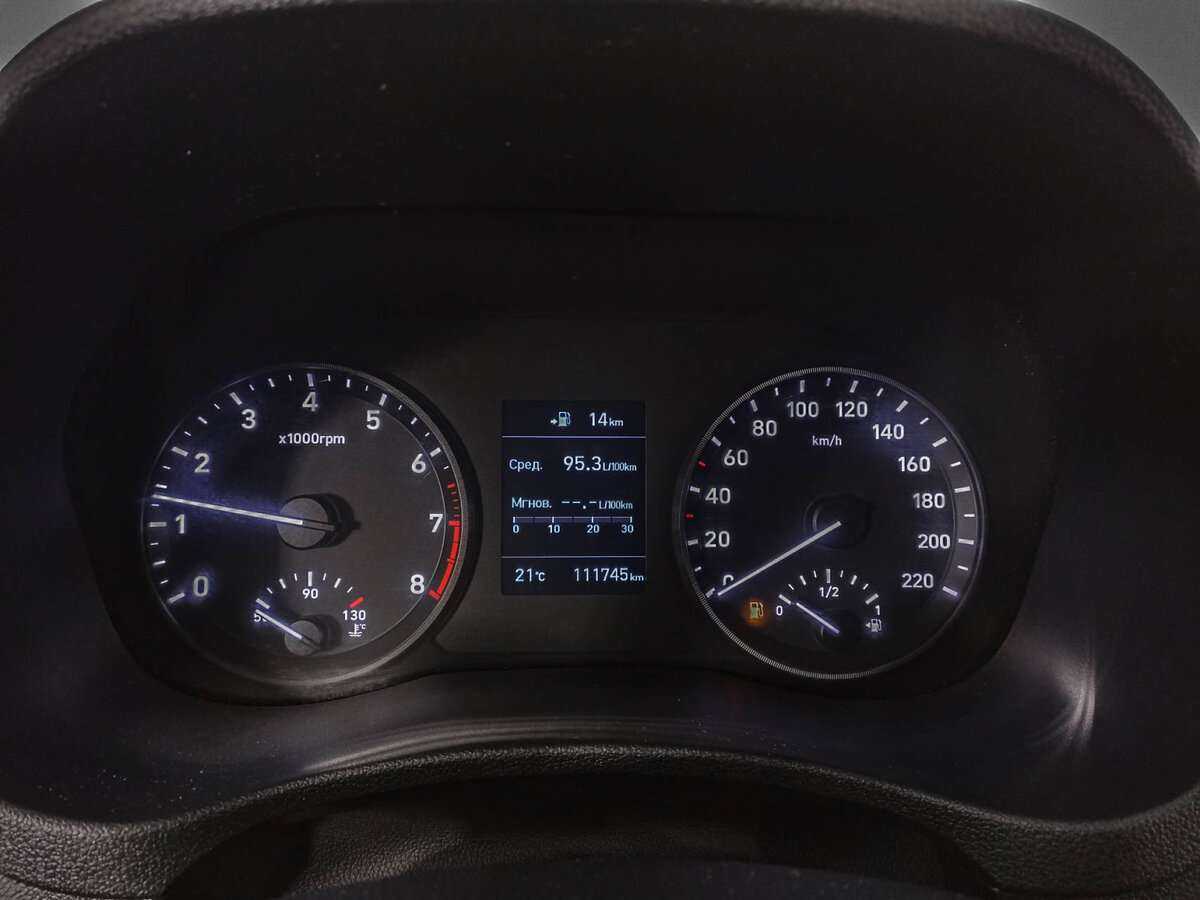 Hyundai Solaris с пробегом — 2018 год. Фото: #10