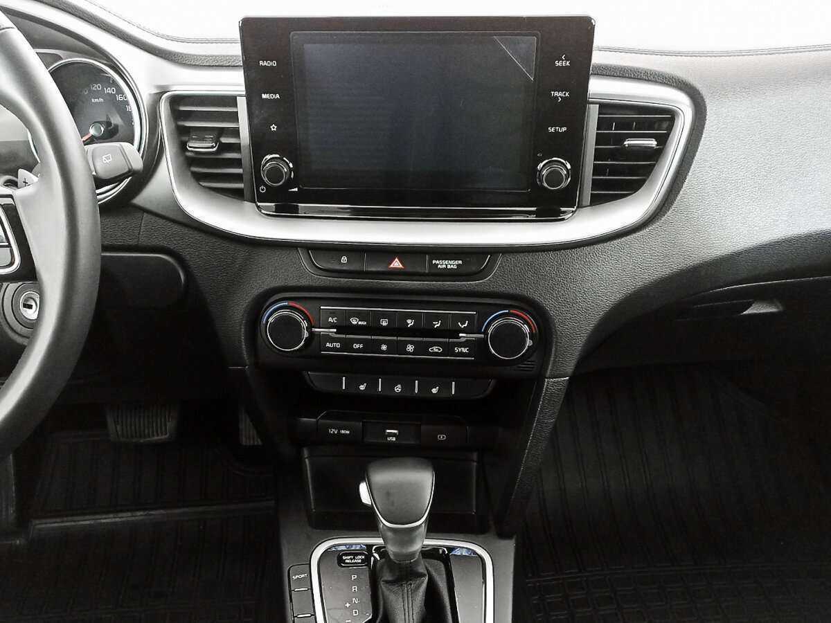 Kia Ceed с пробегом — 2022 год. Фото: #12