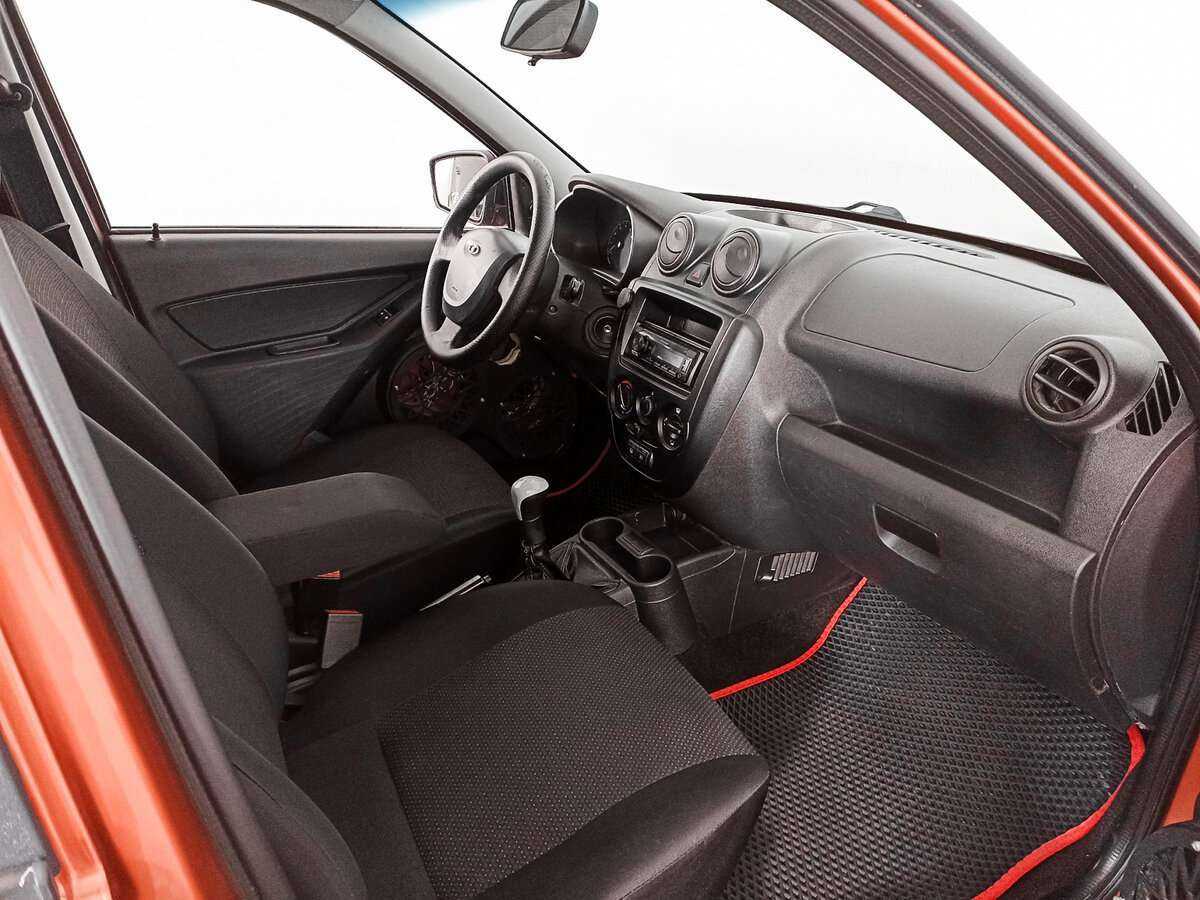 Lada (ВАЗ) Granta с пробегом — 2015 год. Фото: #8