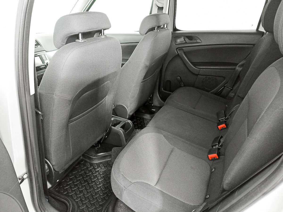 Skoda Yeti с пробегом — 2015 год. Фото: #9