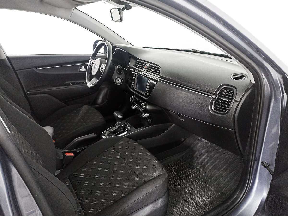 Kia Rio с пробегом — 2018 год. Фото: #8
