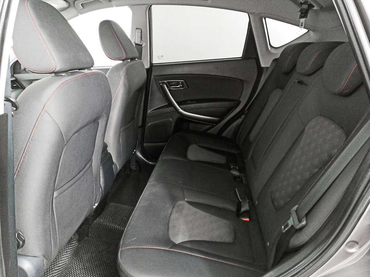 FAW Besturn X80 с пробегом — 2017 год. Фото: #9