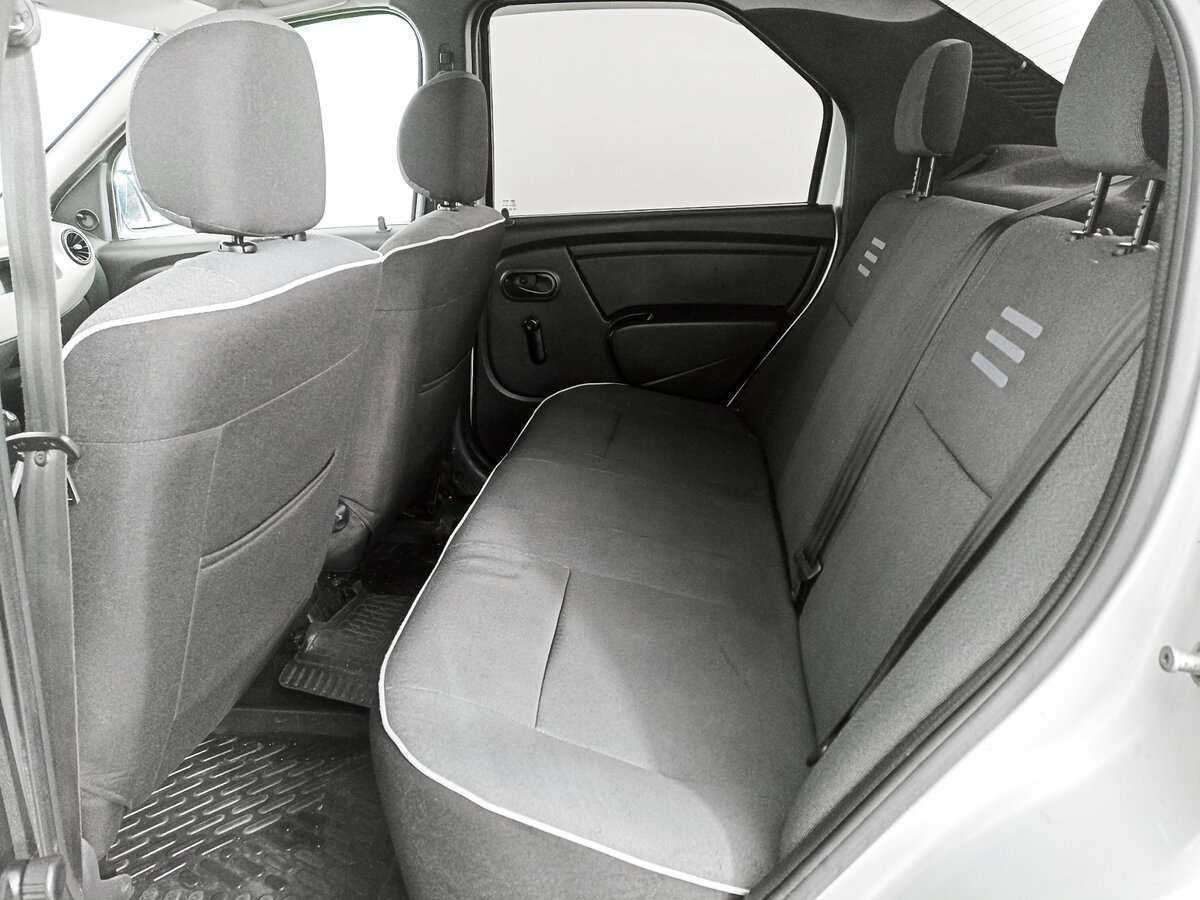 Renault Logan с пробегом — 2012 год. Фото: #11