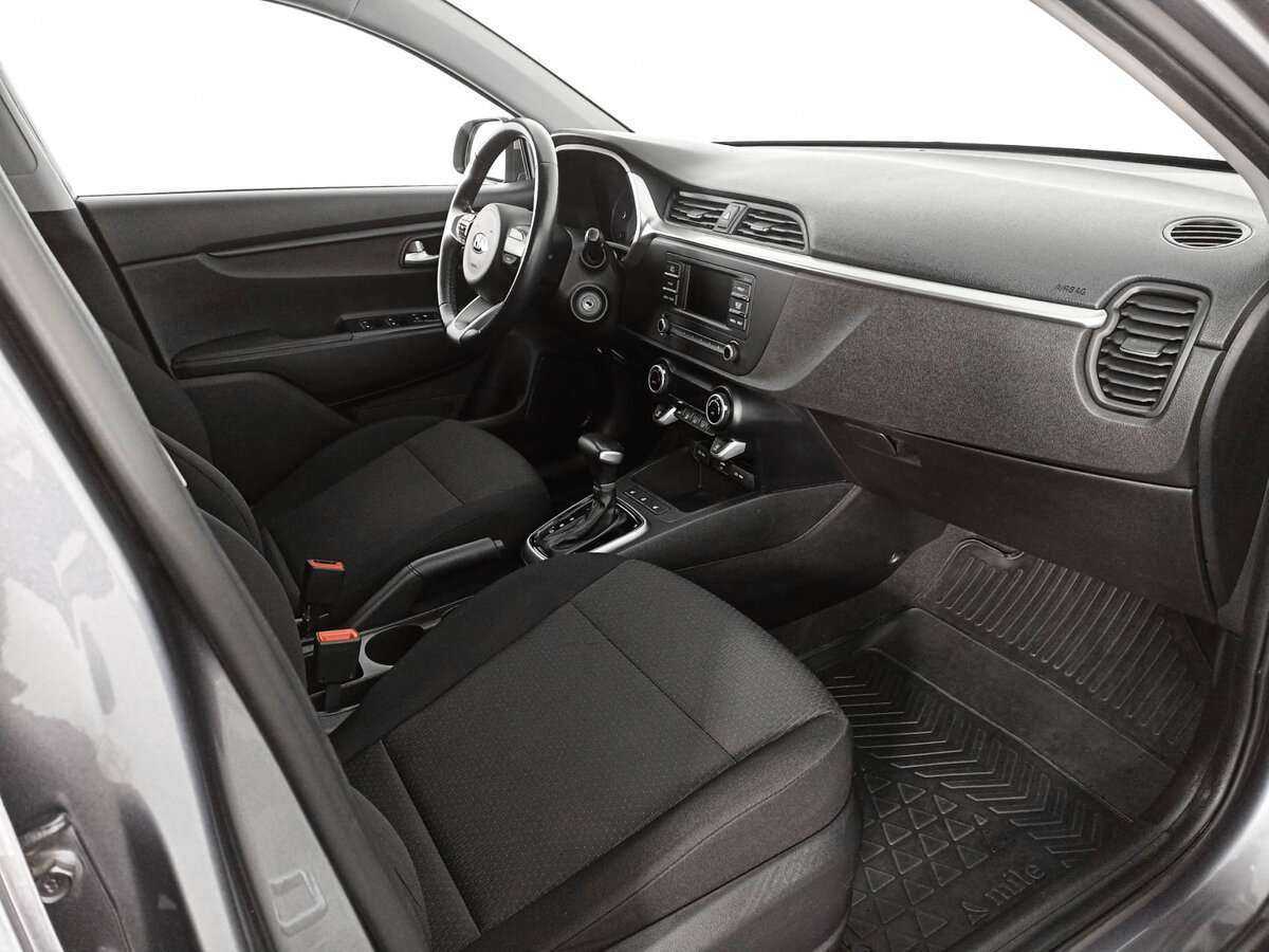 Kia Rio с пробегом — 2020 год. Фото: #6