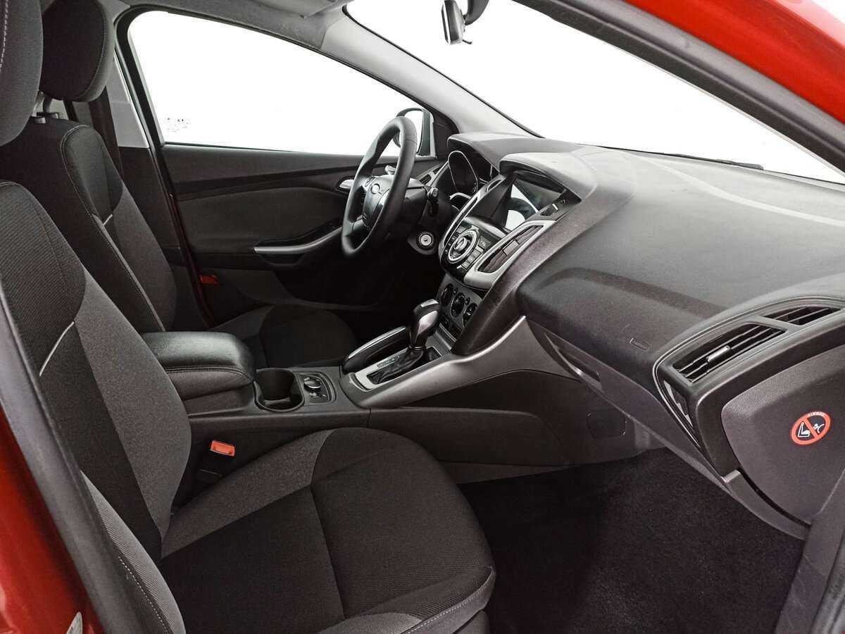 Ford Focus с пробегом — 2013 год. Фото: #8