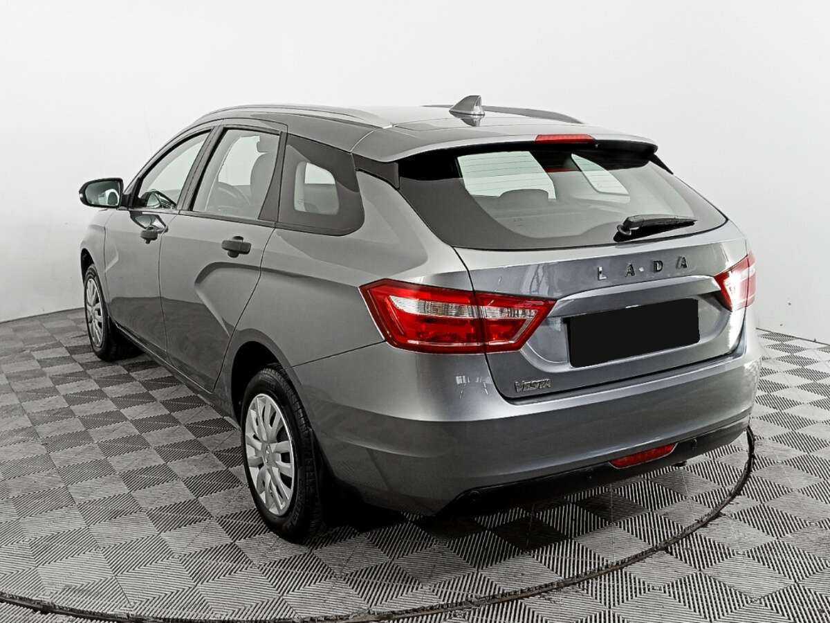Lada (ВАЗ) Vesta с пробегом — 2019 год. Фото: #5