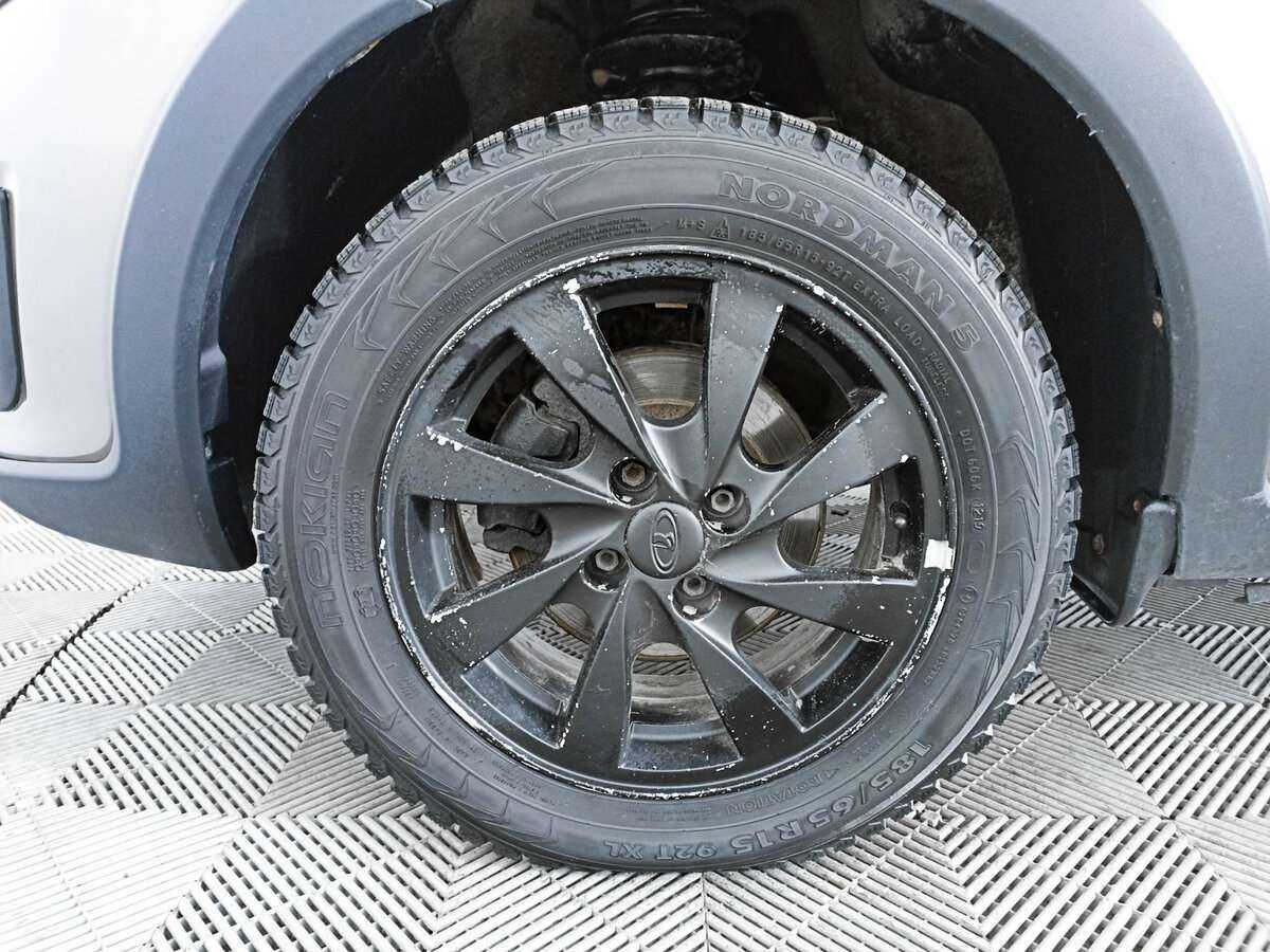 Lada (ВАЗ) Kalina с пробегом — 2016 год. Фото: #16