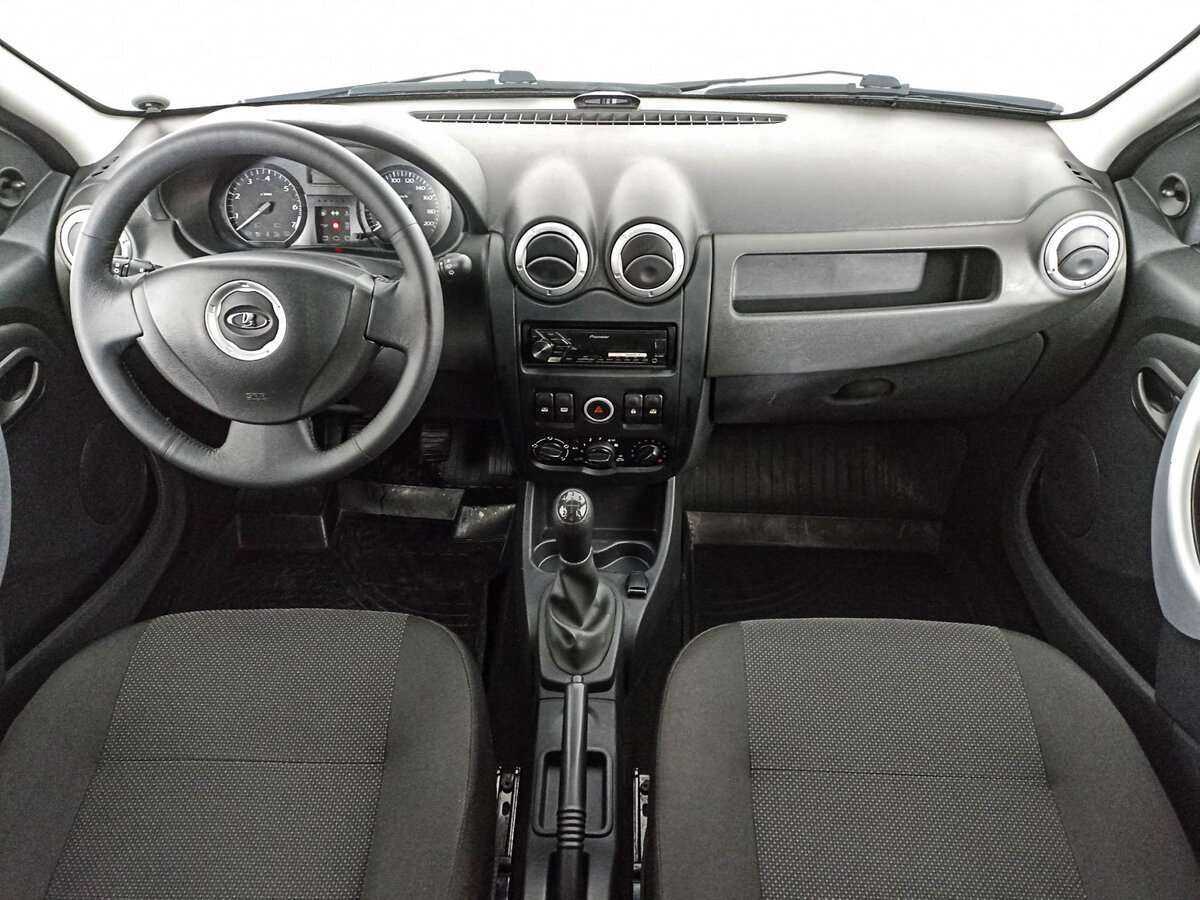 Lada (ВАЗ) Largus с пробегом — 2017 год. Фото: #13