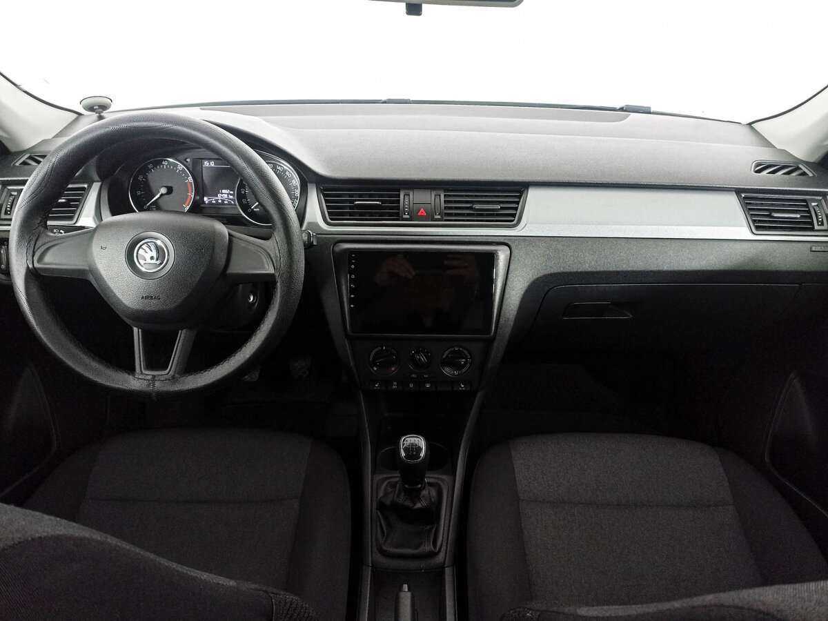 Skoda Rapid с пробегом — 2017 год. Фото: #13