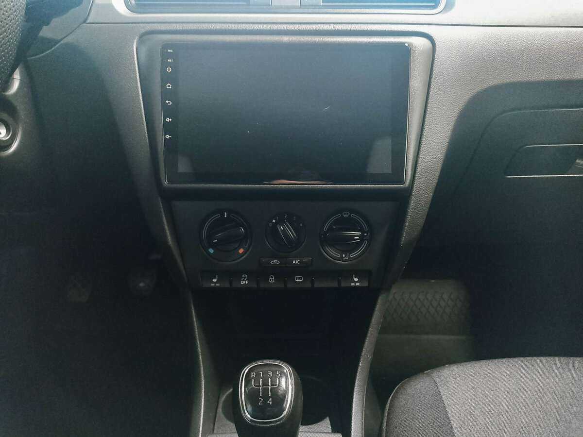 Skoda Rapid с пробегом — 2017 год. Фото: #14