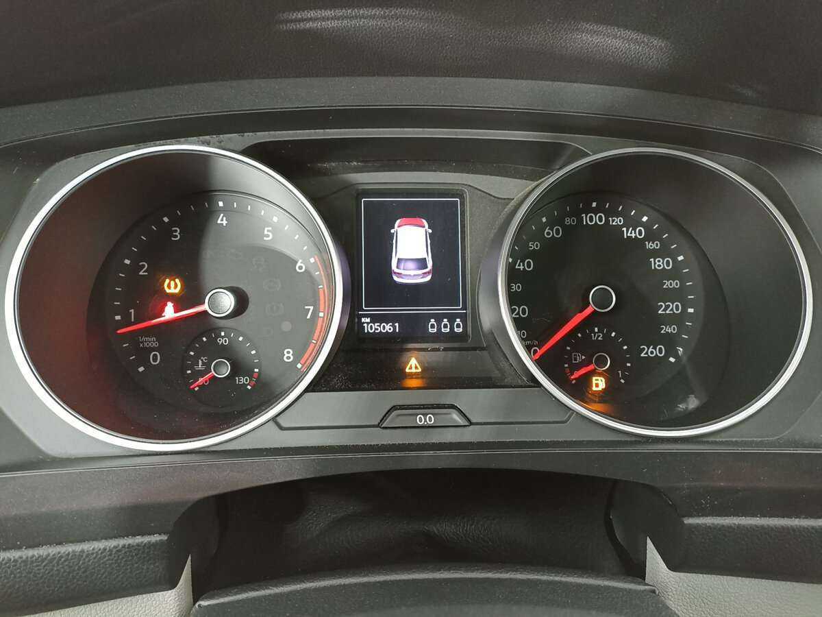 Volkswagen Tiguan с пробегом — 2017 год. Фото: #12