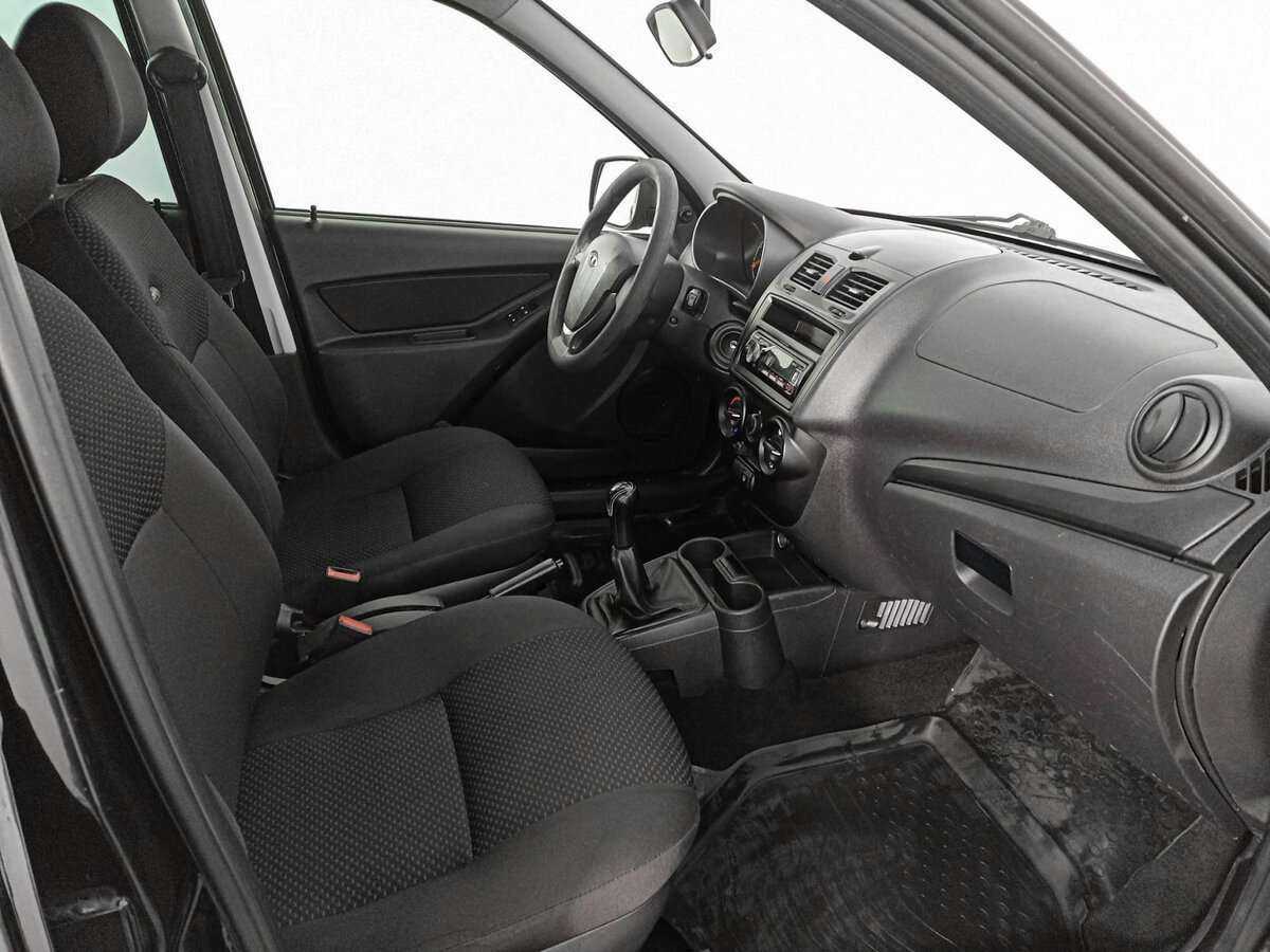 Lada (ВАЗ) Kalina с пробегом — 2014 год. Фото: #8