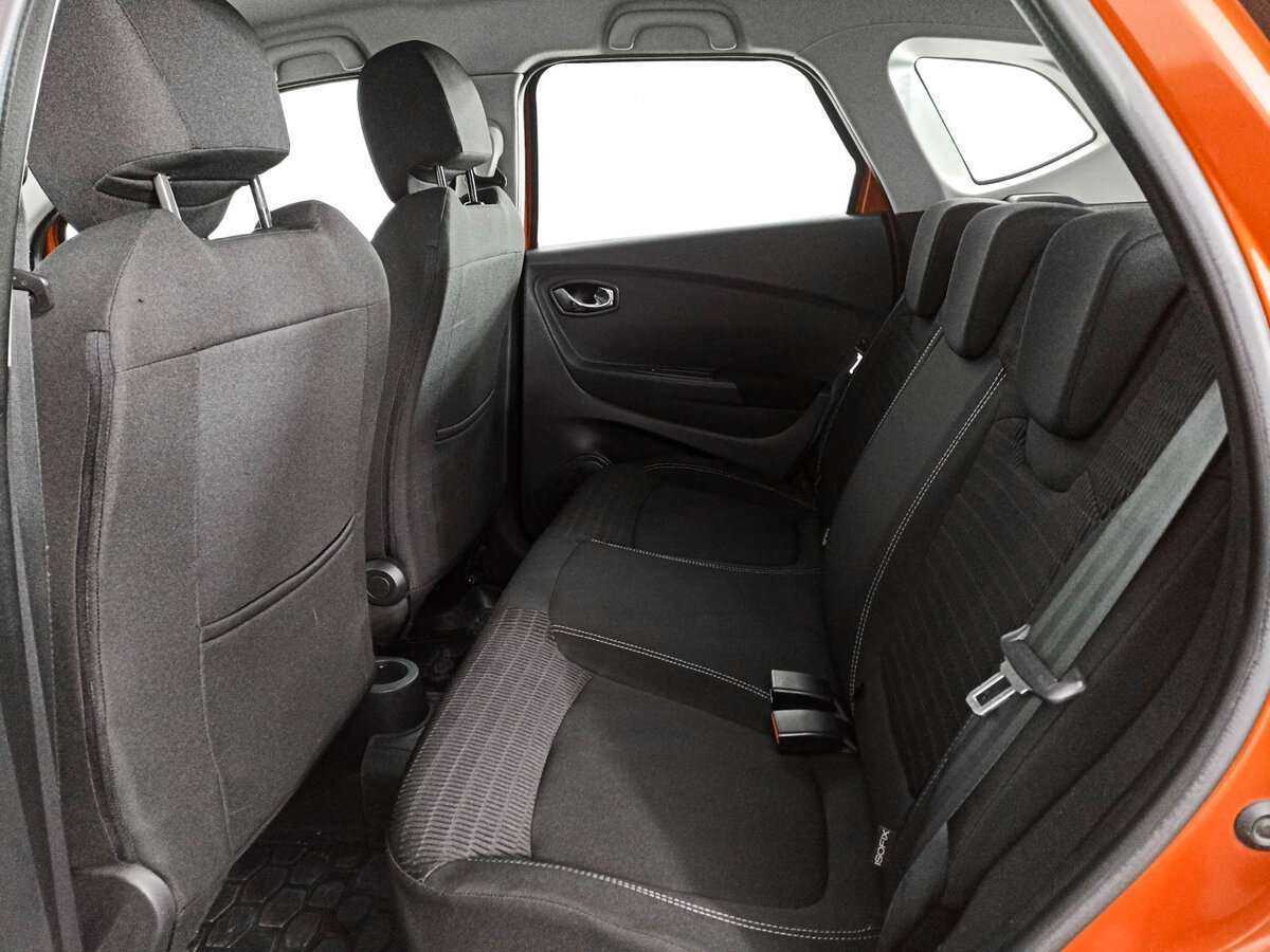 Renault Kaptur с пробегом — 2016 год. Фото: #9