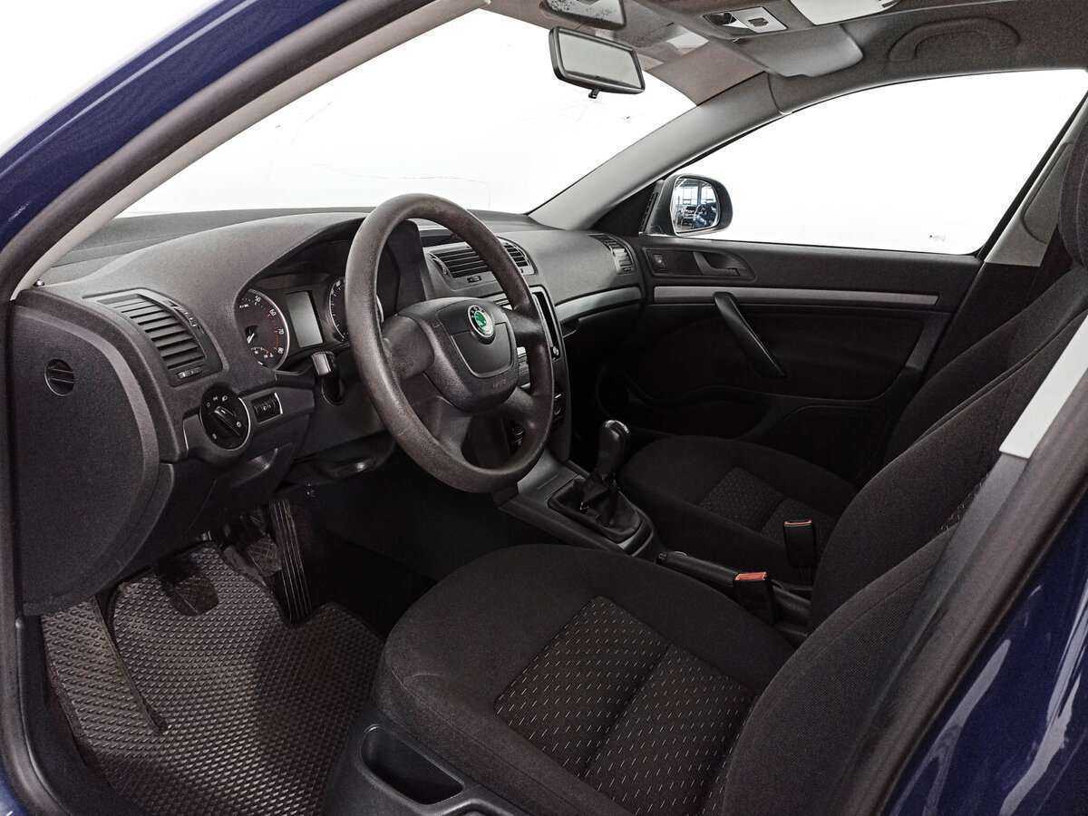 Skoda Octavia с пробегом — 2012 год. Фото: #11