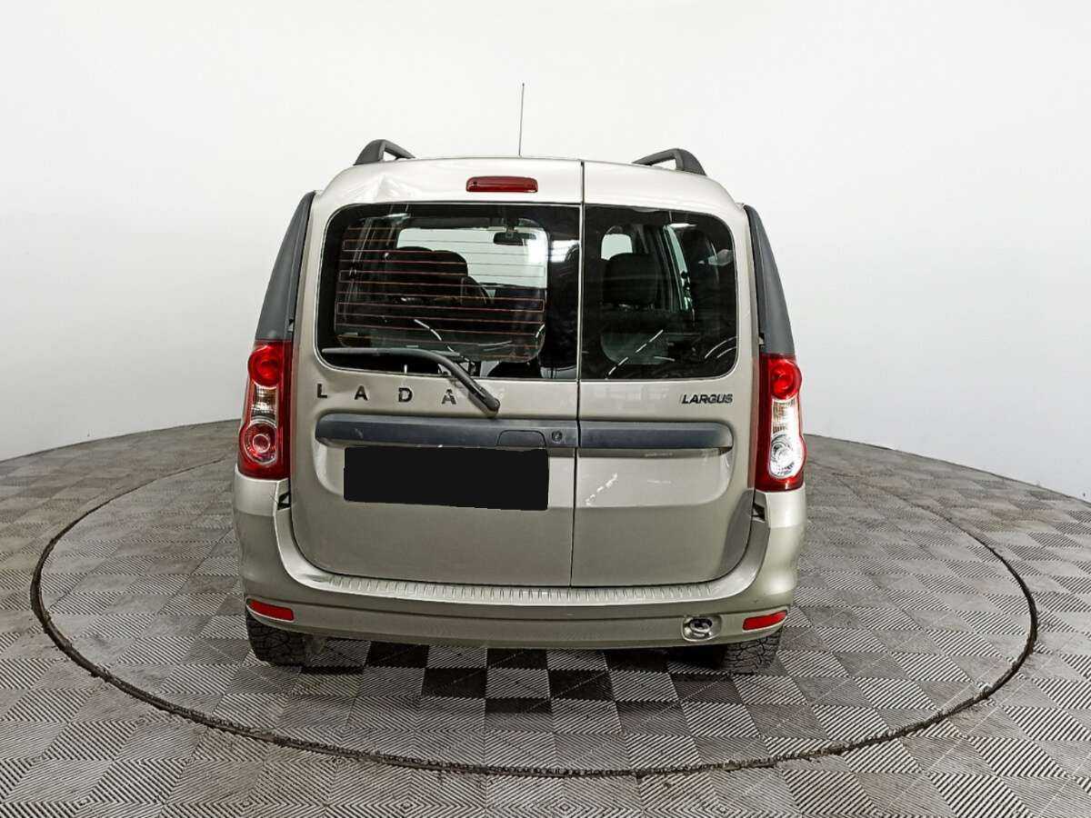 Lada (ВАЗ) Largus с пробегом — 2021 год. Фото: #4