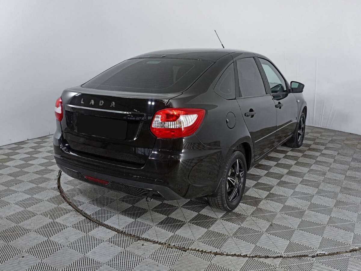 Lada (ВАЗ) Granta с пробегом — 2020 год. Фото: #3