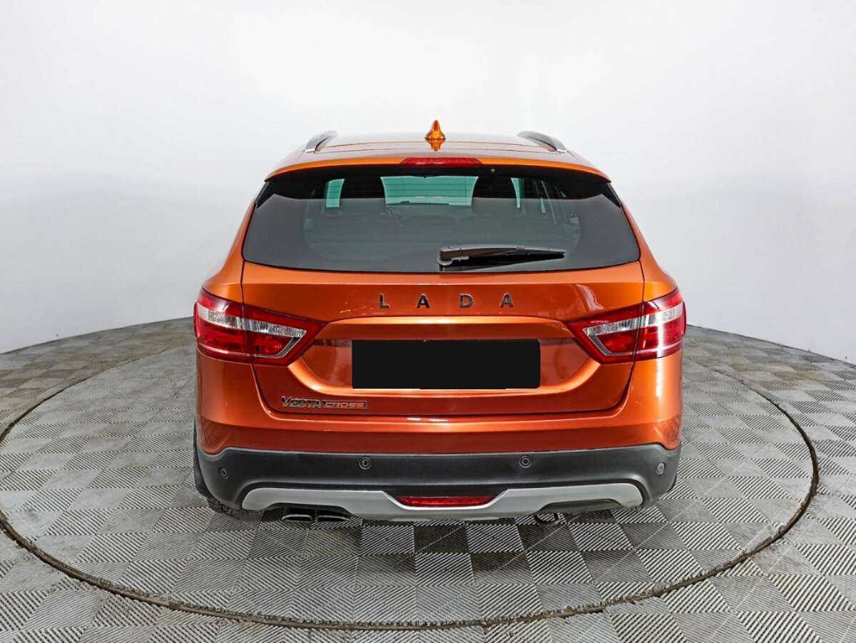 Lada (ВАЗ) Vesta с пробегом — 2021 год. Фото: #5